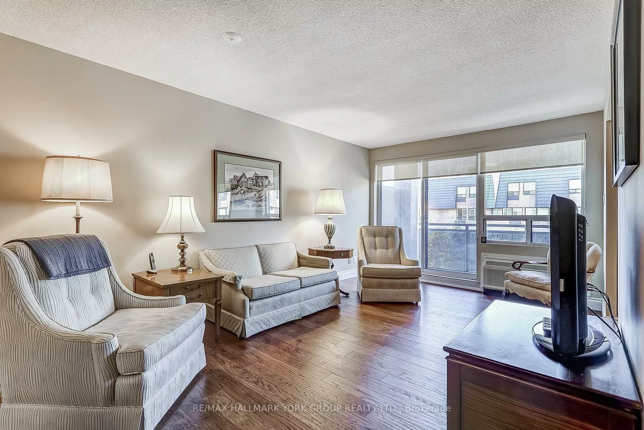 155, Main, Bristol-London, Newmarket