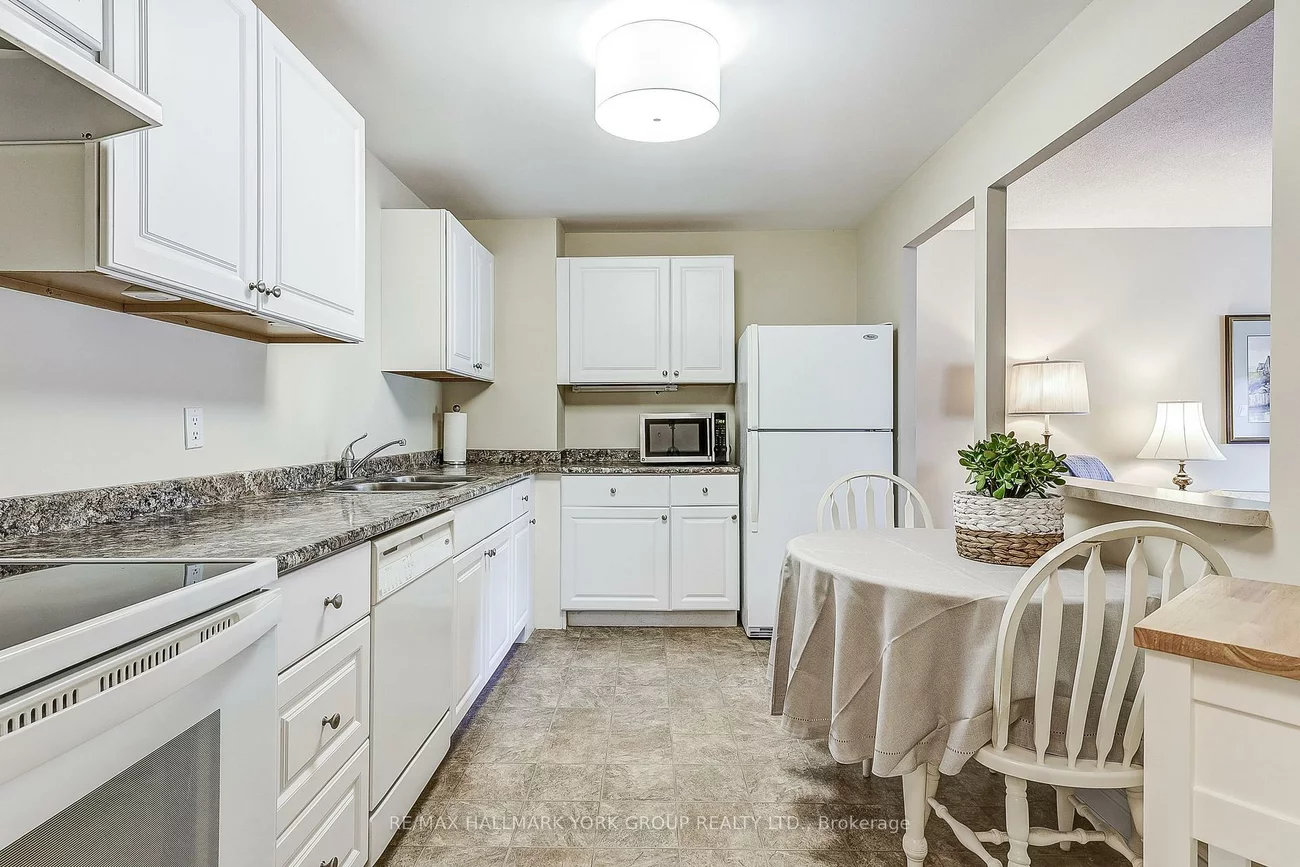 155, Main, Bristol-London, Newmarket