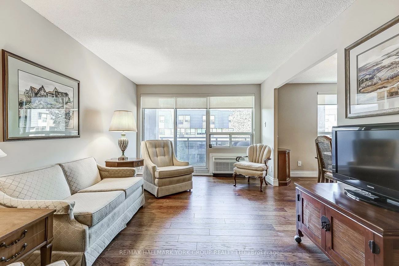 155, Main, Bristol-London, Newmarket