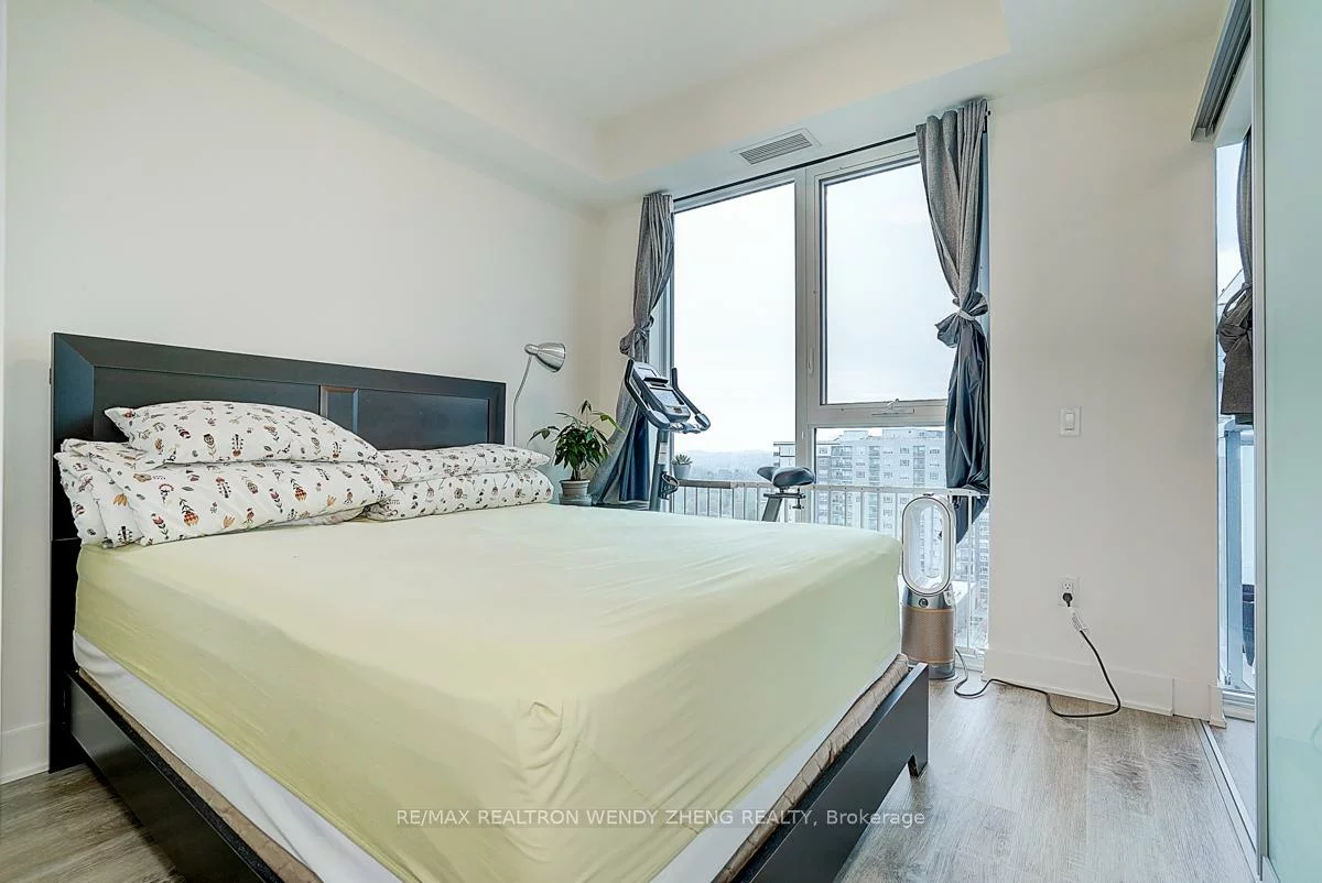 185, Deerfield, Central Newmarket, Newmarket