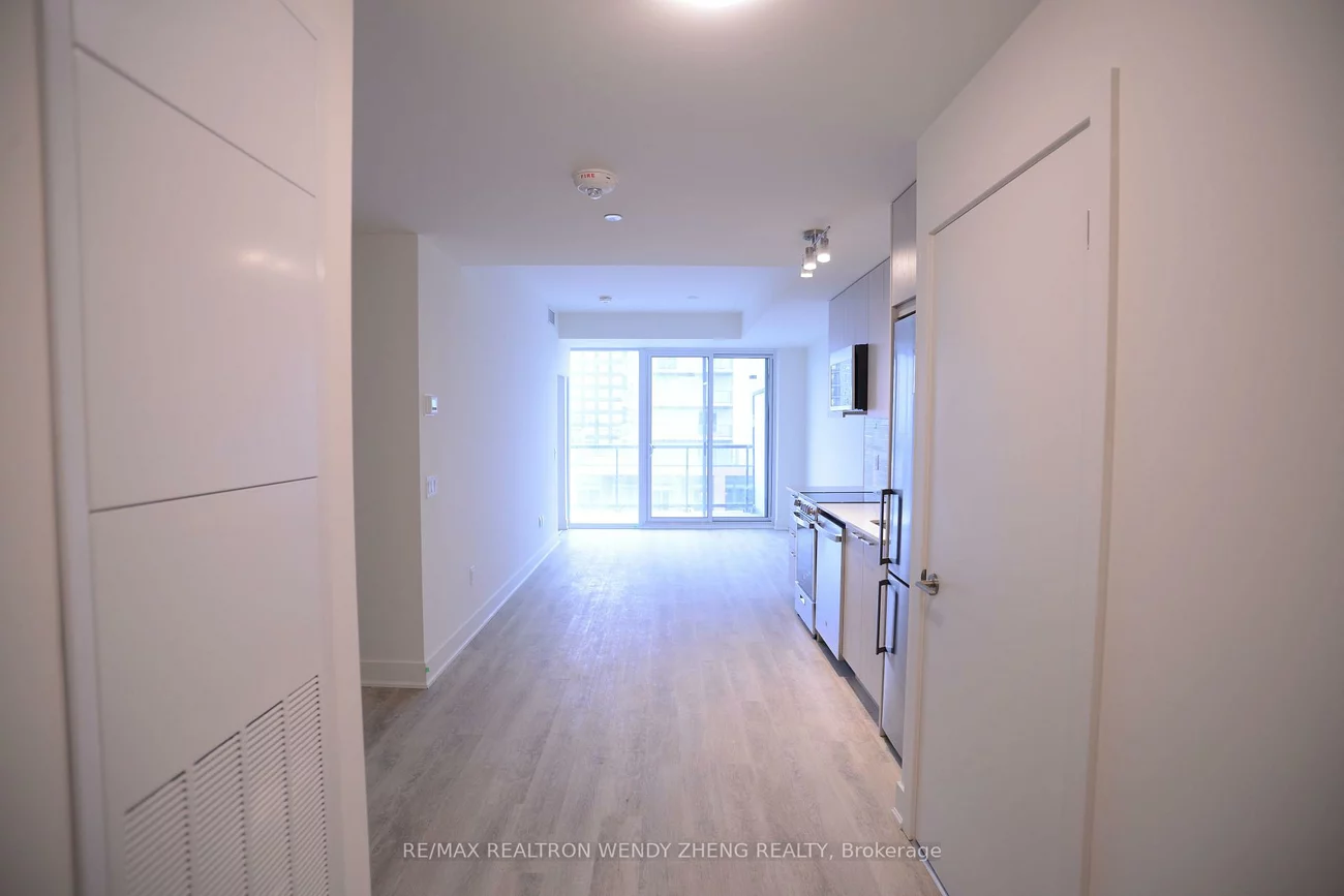 185, Deerfield, Central Newmarket, Newmarket