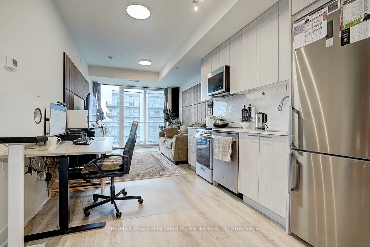 185, Deerfield, Central Newmarket, Newmarket