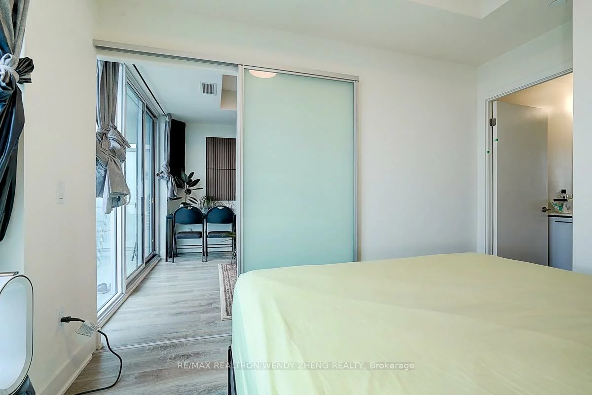 185, Deerfield, Central Newmarket, Newmarket