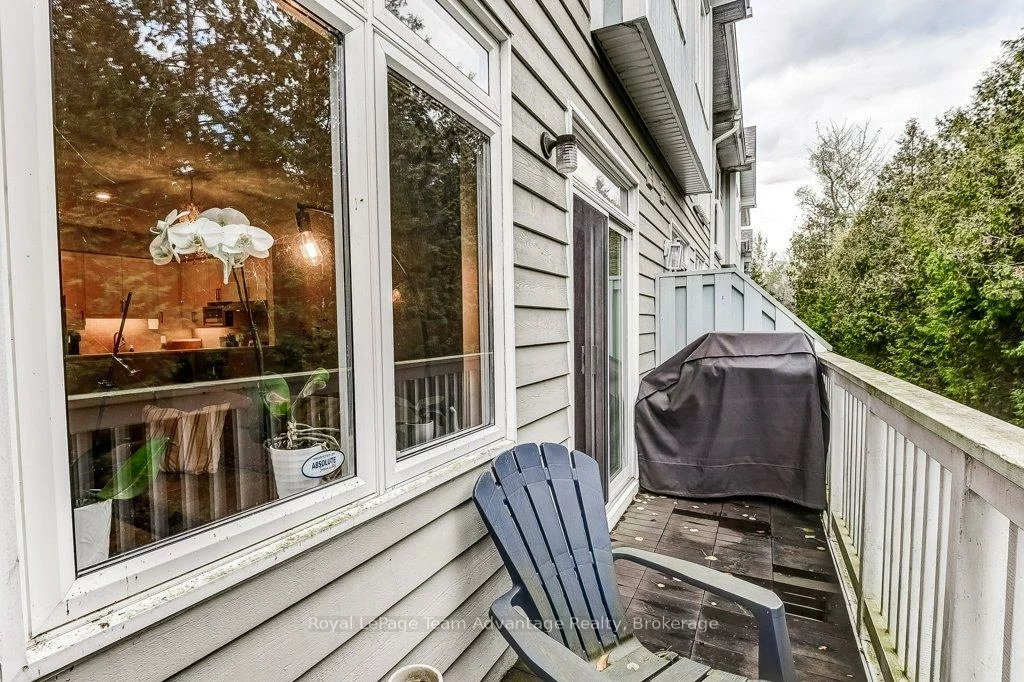 929, Creekfront, Gorham-College Manor, Newmarket