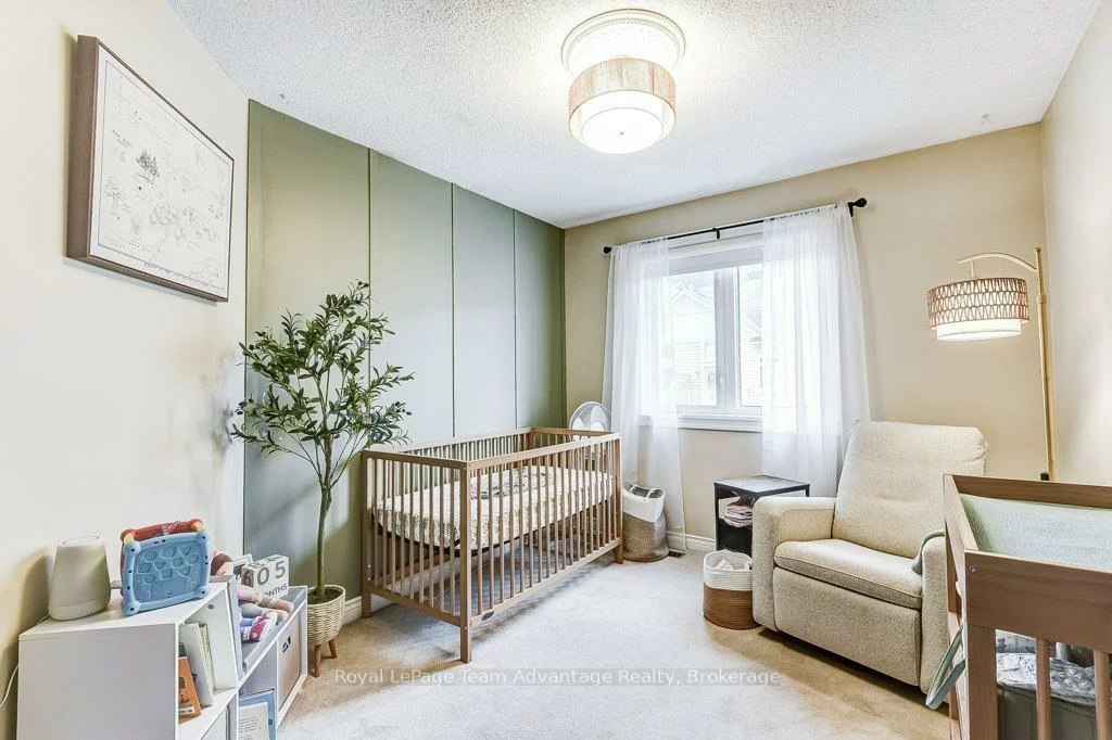 929, Creekfront, Gorham-College Manor, Newmarket