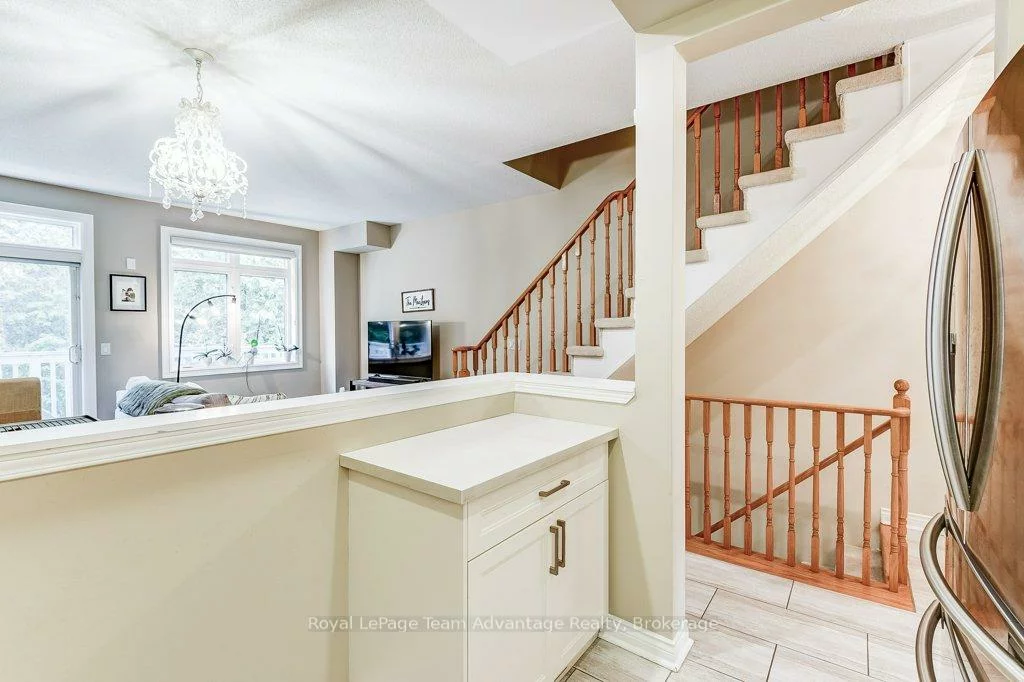 929, Creekfront, Gorham-College Manor, Newmarket