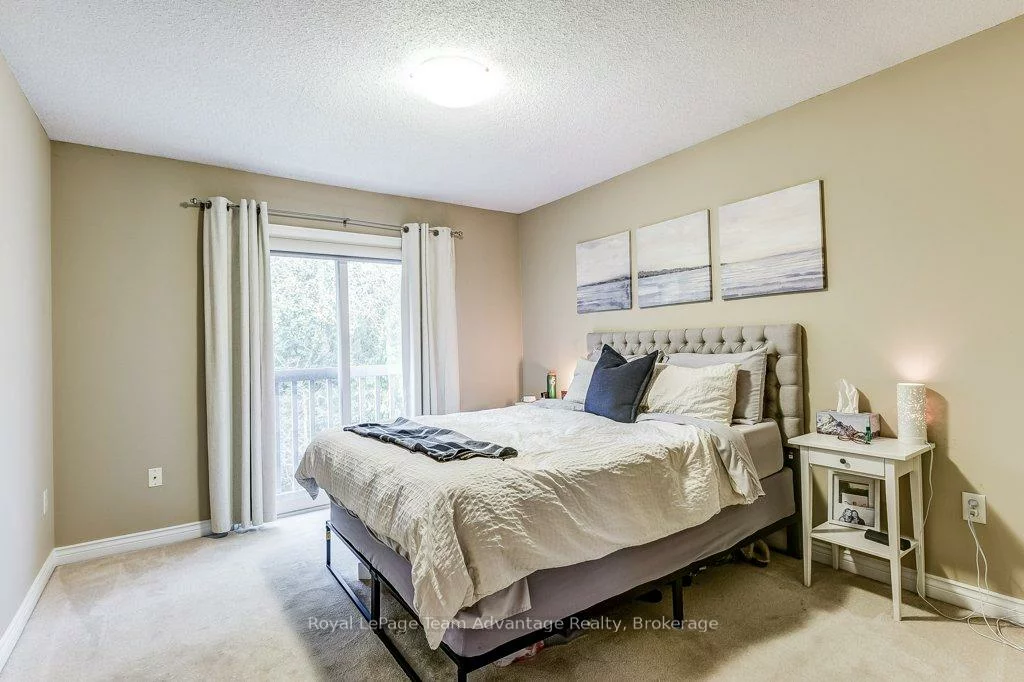 929, Creekfront, Gorham-College Manor, Newmarket