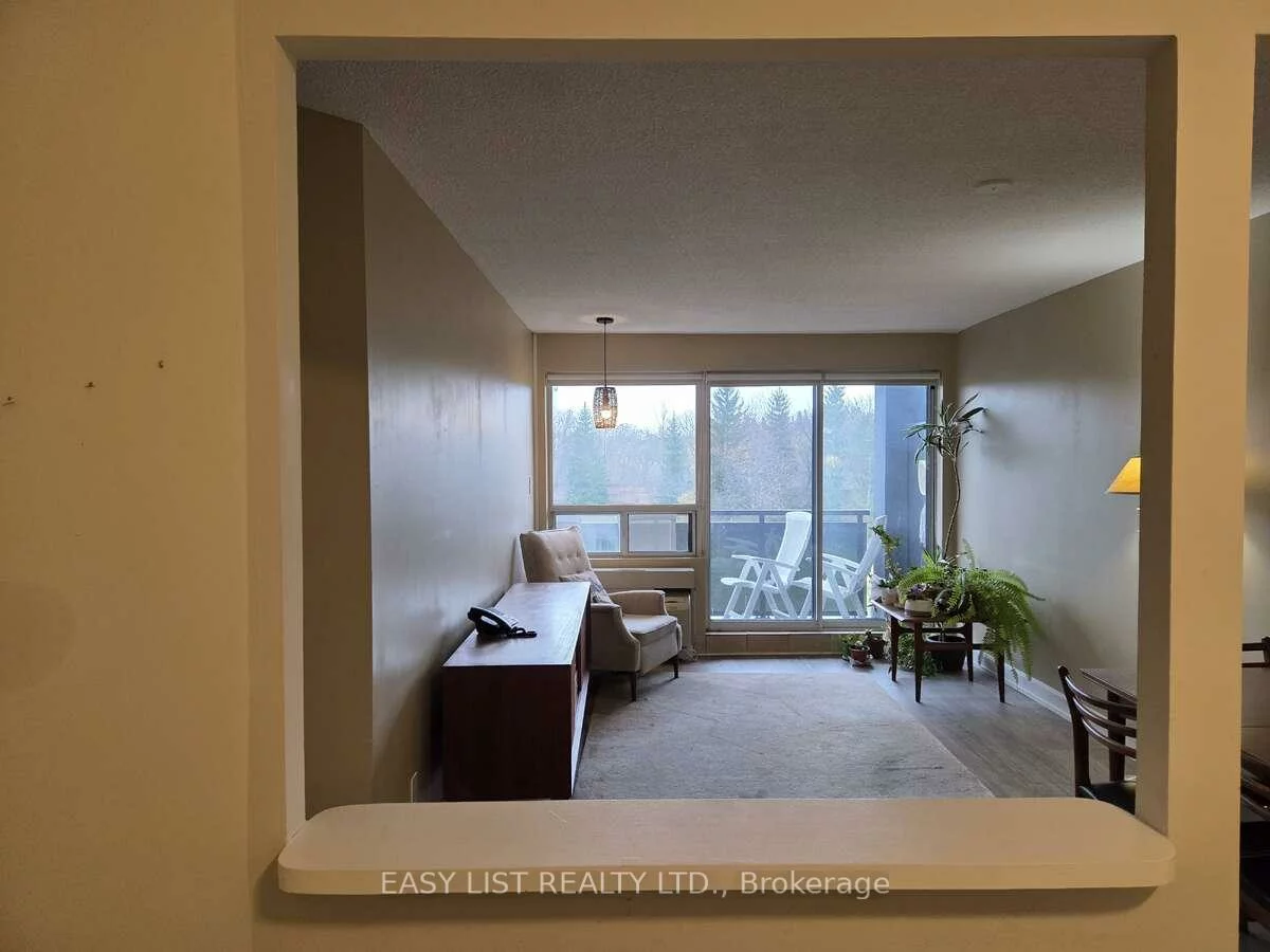 155, Main, Bristol-London, Newmarket