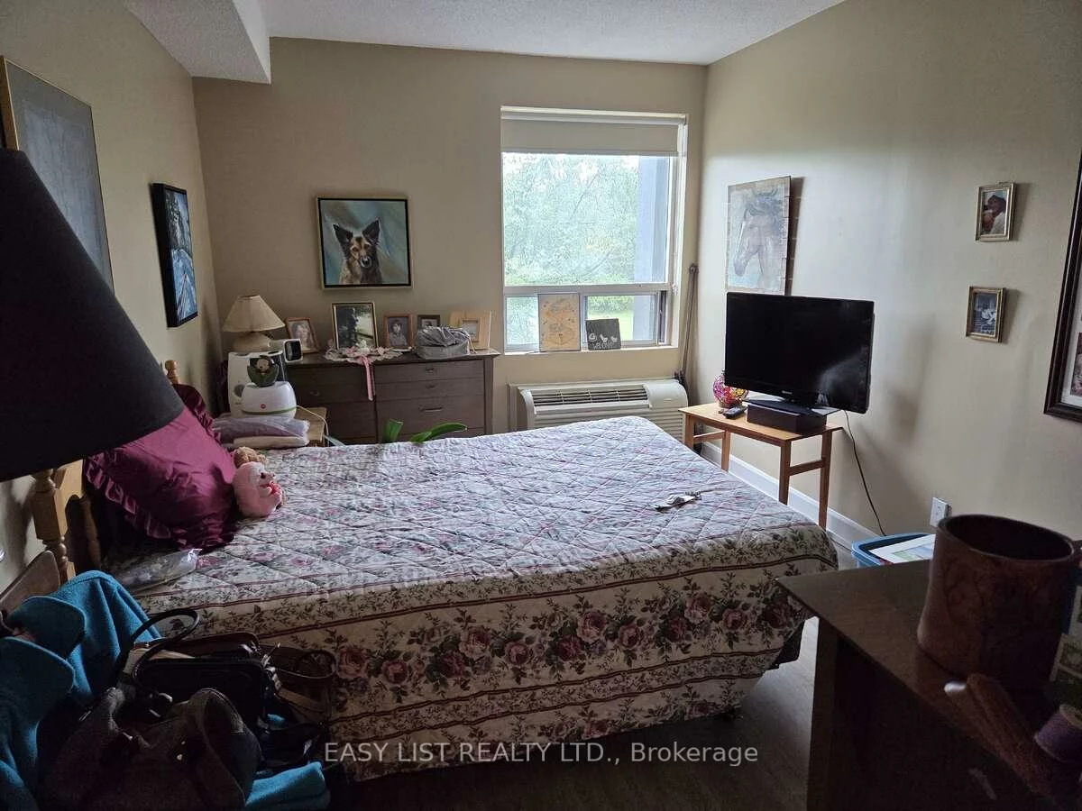 155, Main, Bristol-London, Newmarket