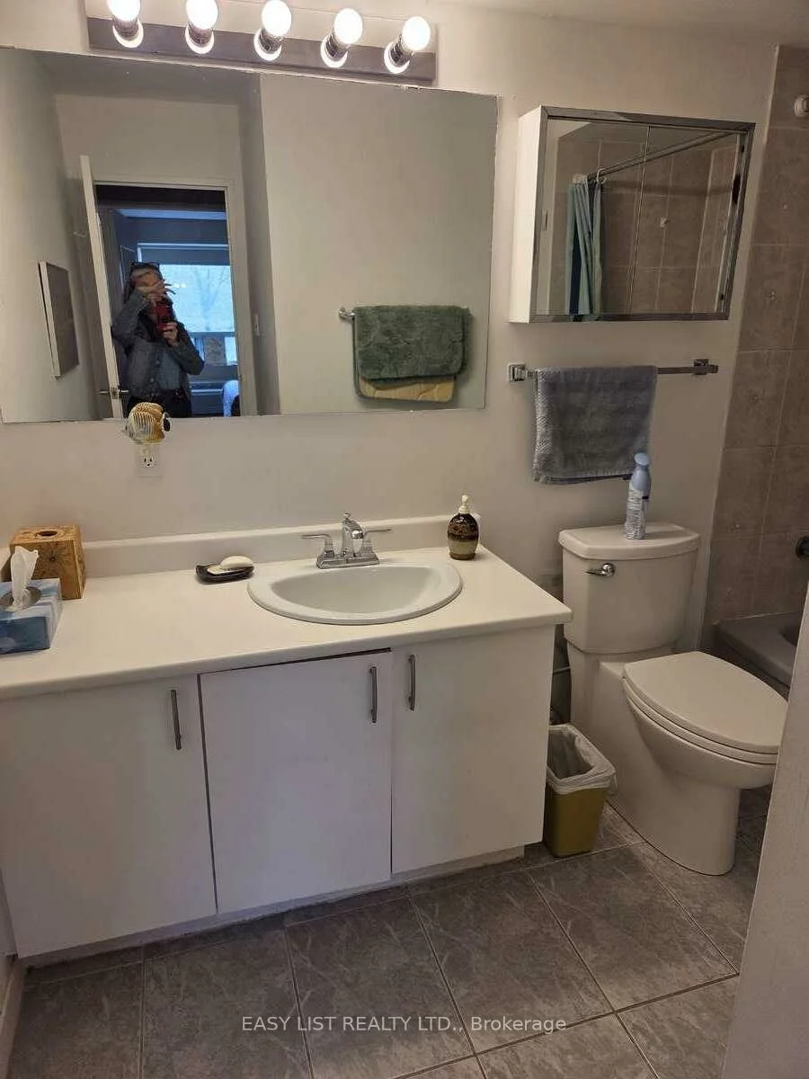 155, Main, Bristol-London, Newmarket