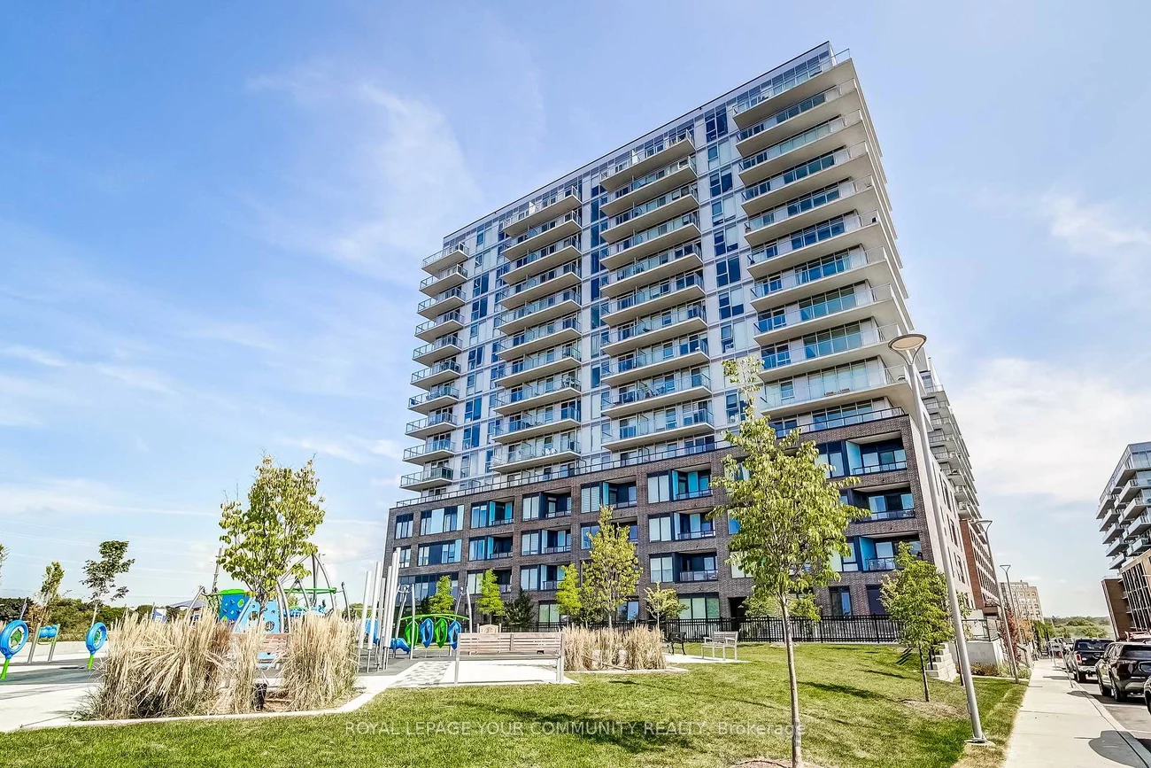 185, Deerfield, Central Newmarket, Newmarket