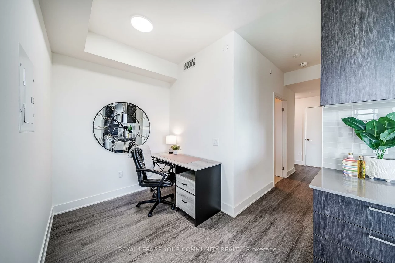 185, Deerfield, Central Newmarket, Newmarket