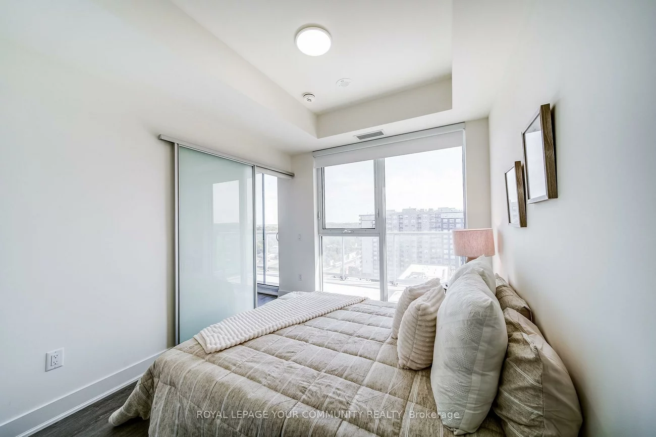 185, Deerfield, Central Newmarket, Newmarket