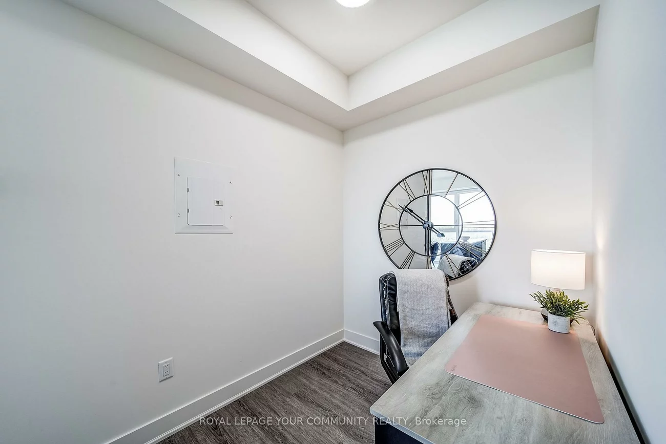 185, Deerfield, Central Newmarket, Newmarket