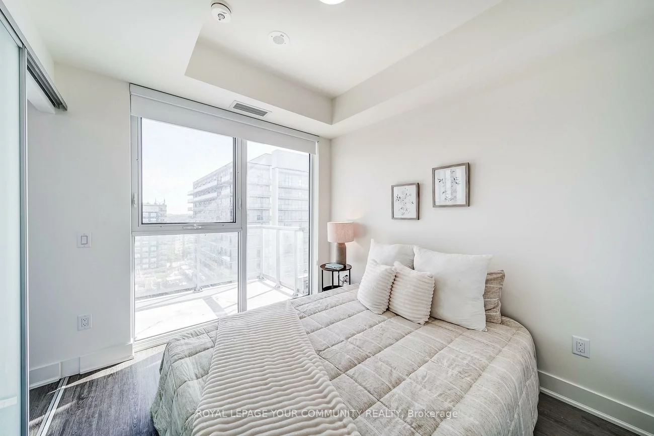 185, Deerfield, Central Newmarket, Newmarket