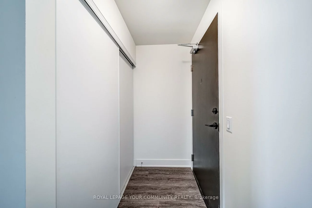 185, Deerfield, Central Newmarket, Newmarket