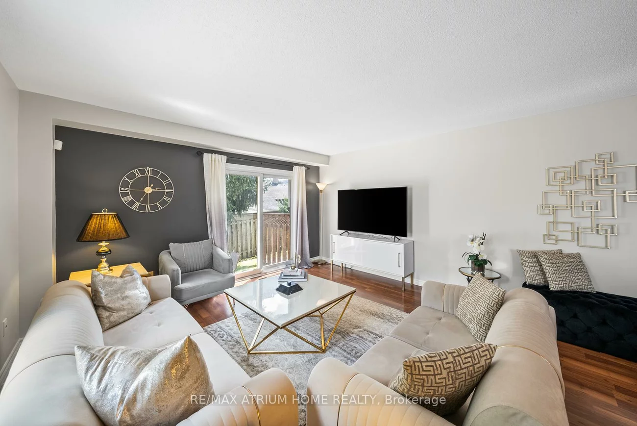 115, Main, Central Newmarket, Newmarket