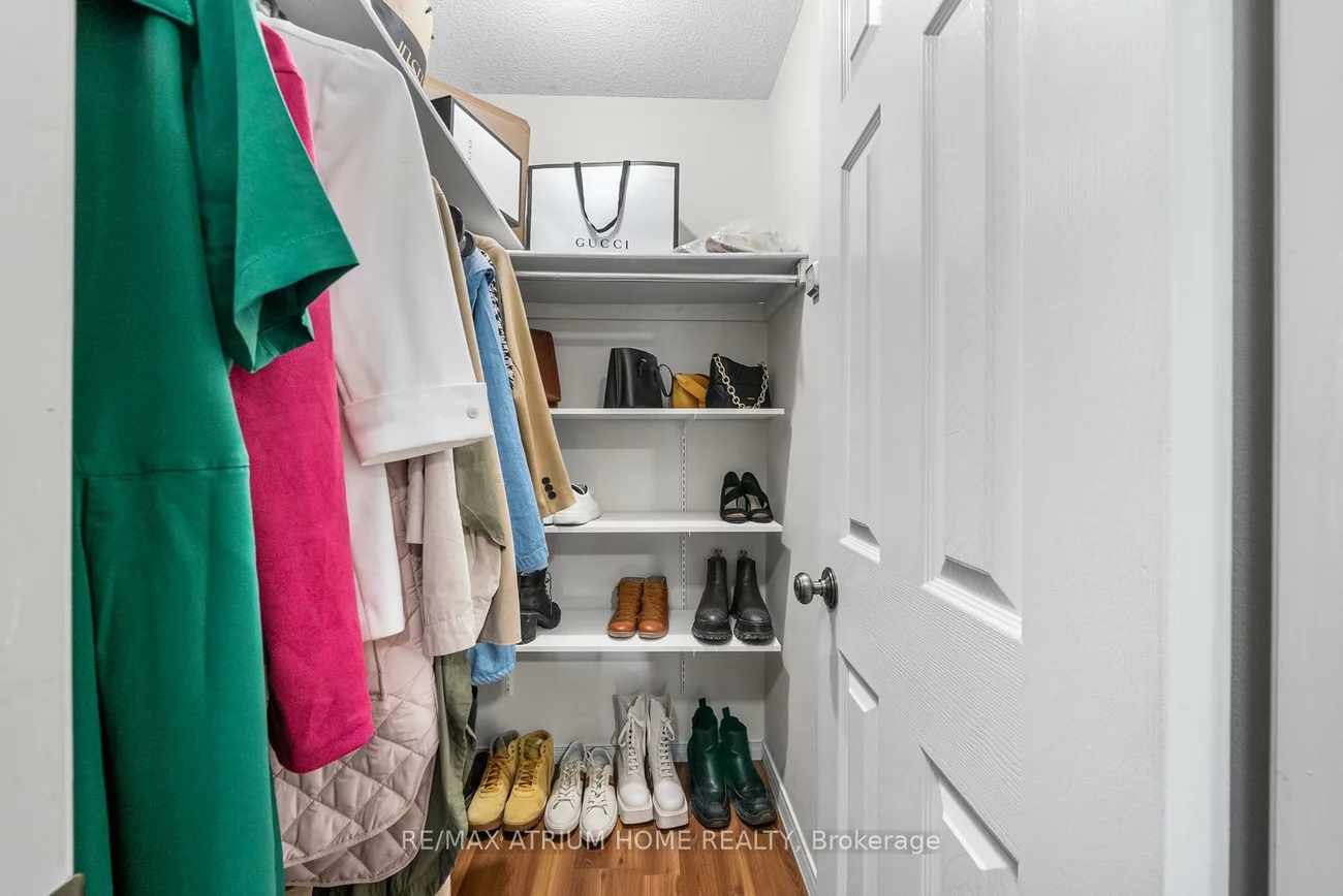 115, Main, Central Newmarket, Newmarket