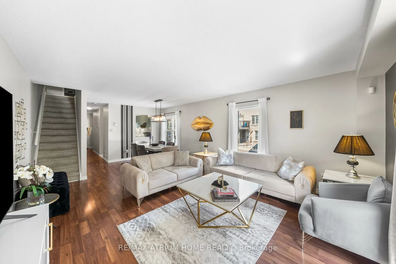 115, Main, Central Newmarket, Newmarket