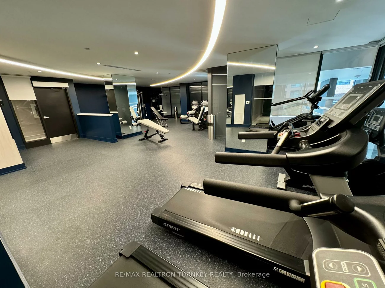 185, Deerfield, Central Newmarket, Newmarket