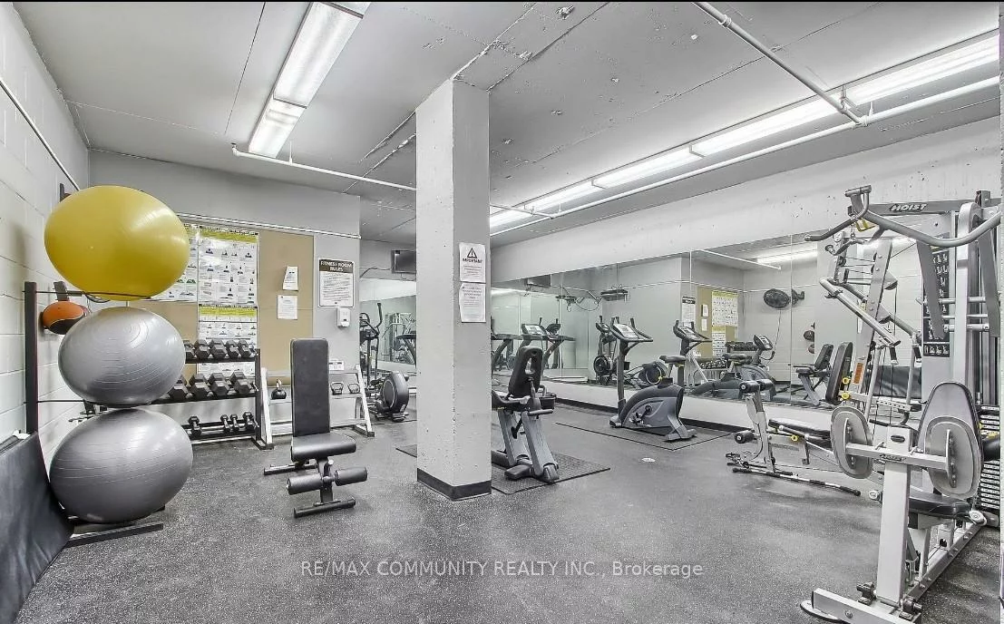 260, Davis, Central Newmarket, Newmarket