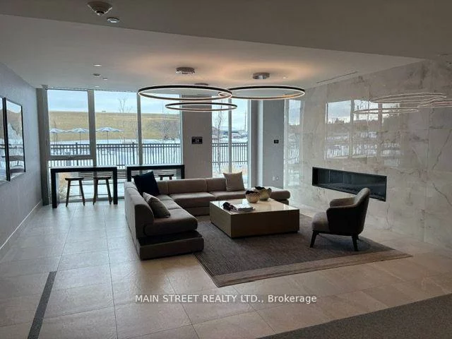 185, Deerfield, Central Newmarket, Newmarket