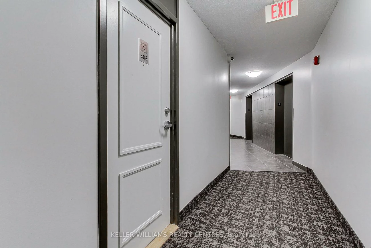 260, Davis, Central Newmarket, Newmarket