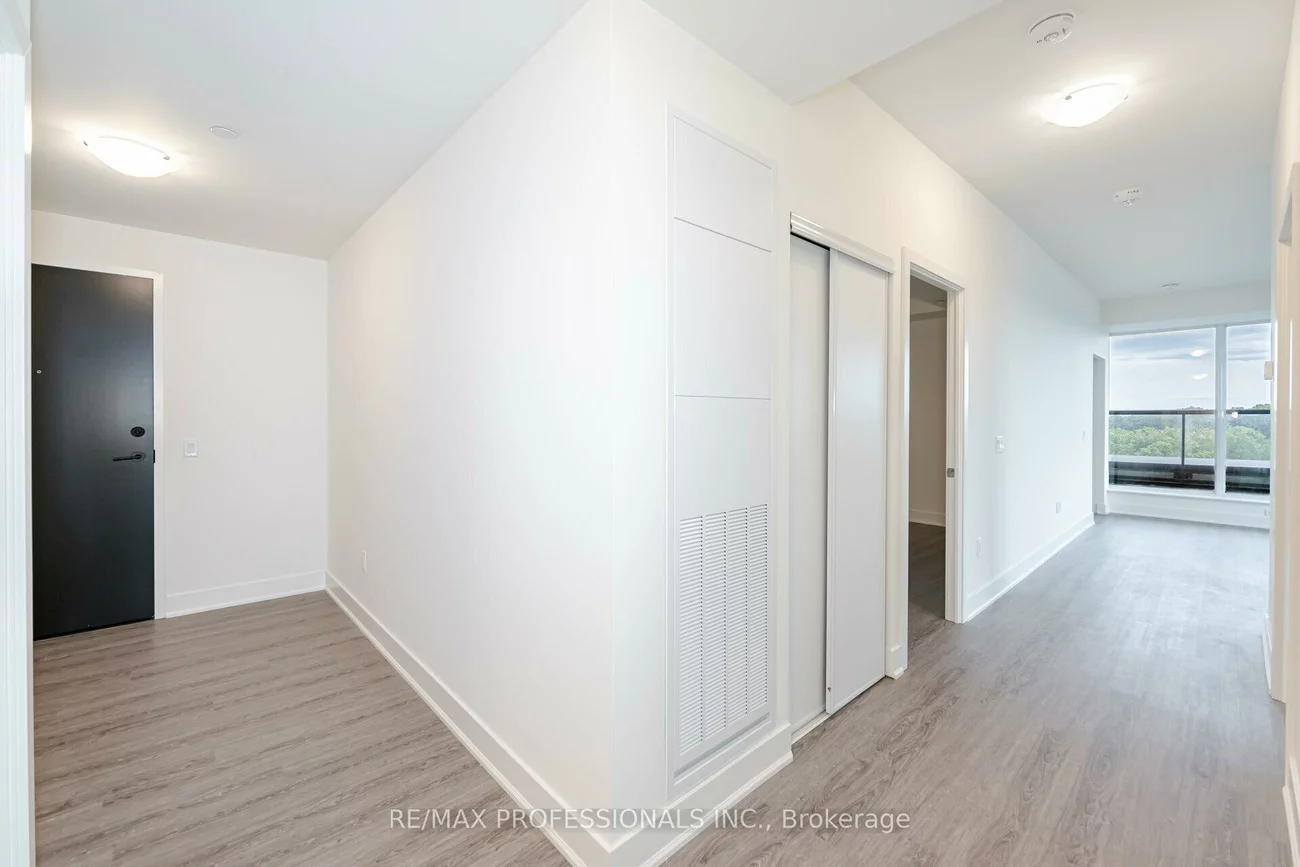 185, Deerfield, Central Newmarket, Newmarket