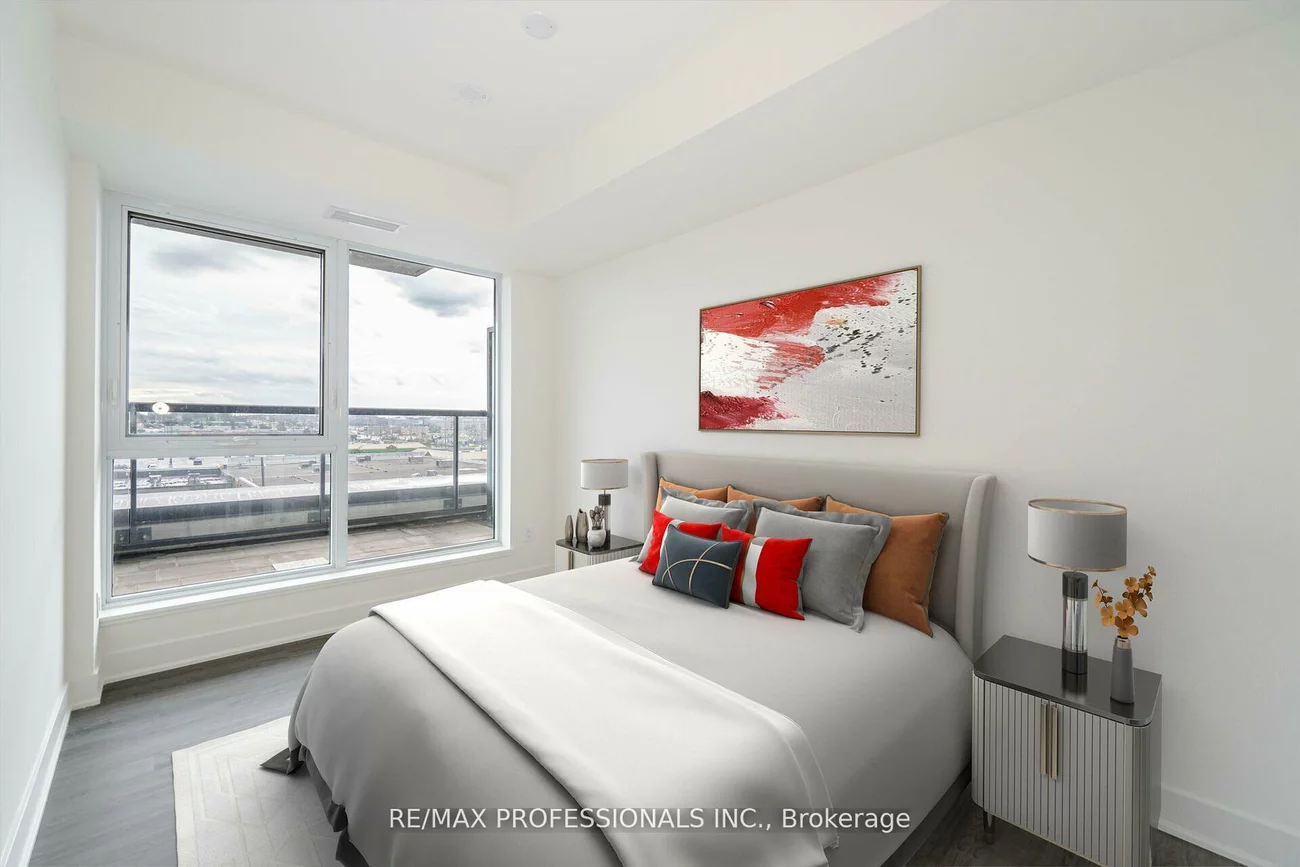 185, Deerfield, Central Newmarket, Newmarket