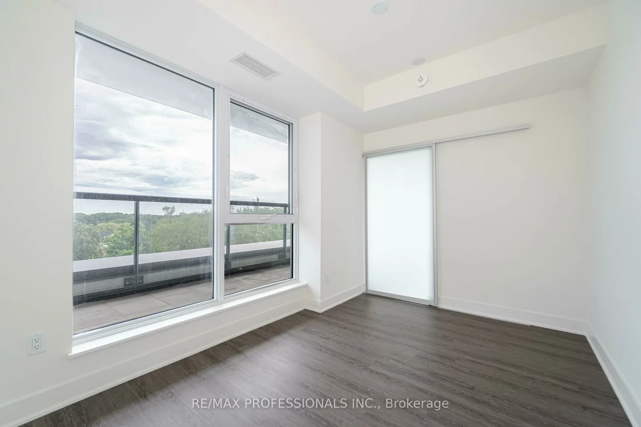 185, Deerfield, Central Newmarket, Newmarket