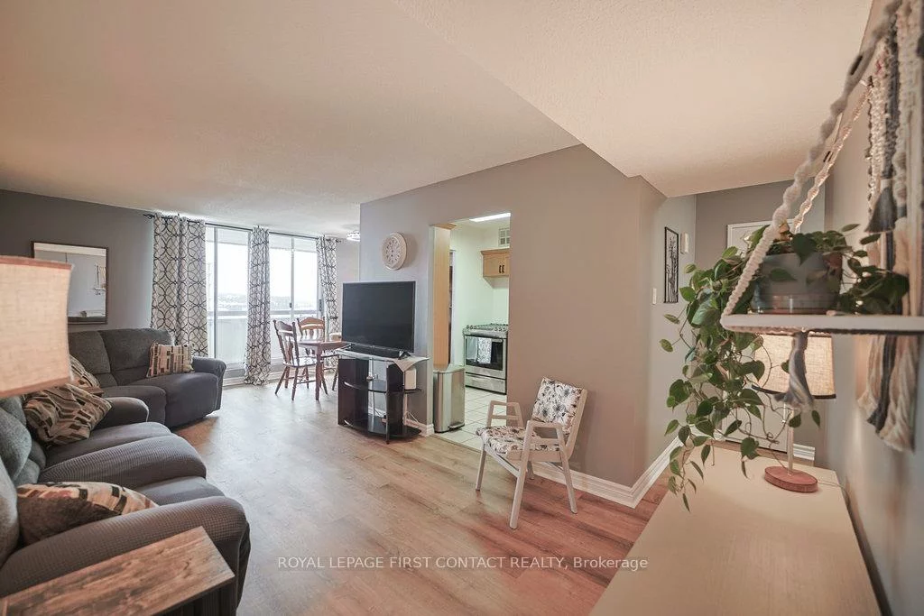 20, William Roe, Central Newmarket, Newmarket