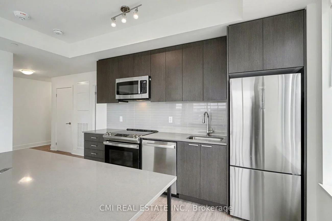 185, Deerfield, Central Newmarket, Newmarket