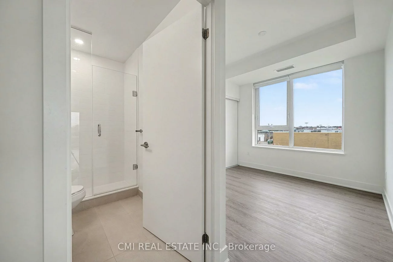 185, Deerfield, Central Newmarket, Newmarket