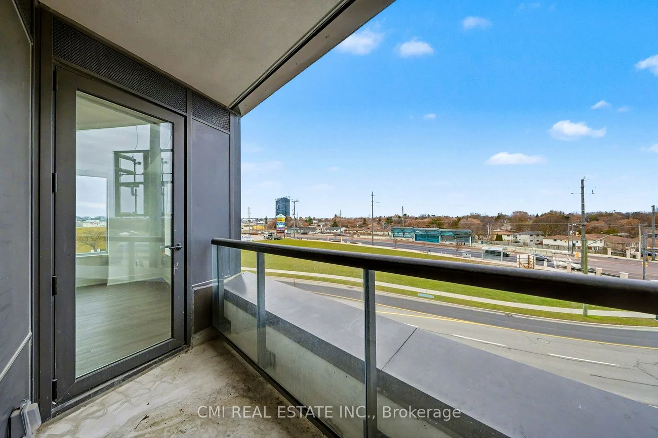 185, Deerfield, Central Newmarket, Newmarket