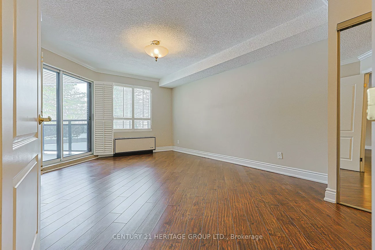 155, Main, Bristol-London, Newmarket