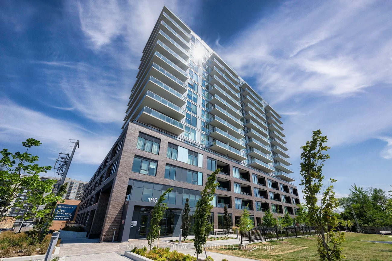 185, Deerfield, Central Newmarket, Newmarket