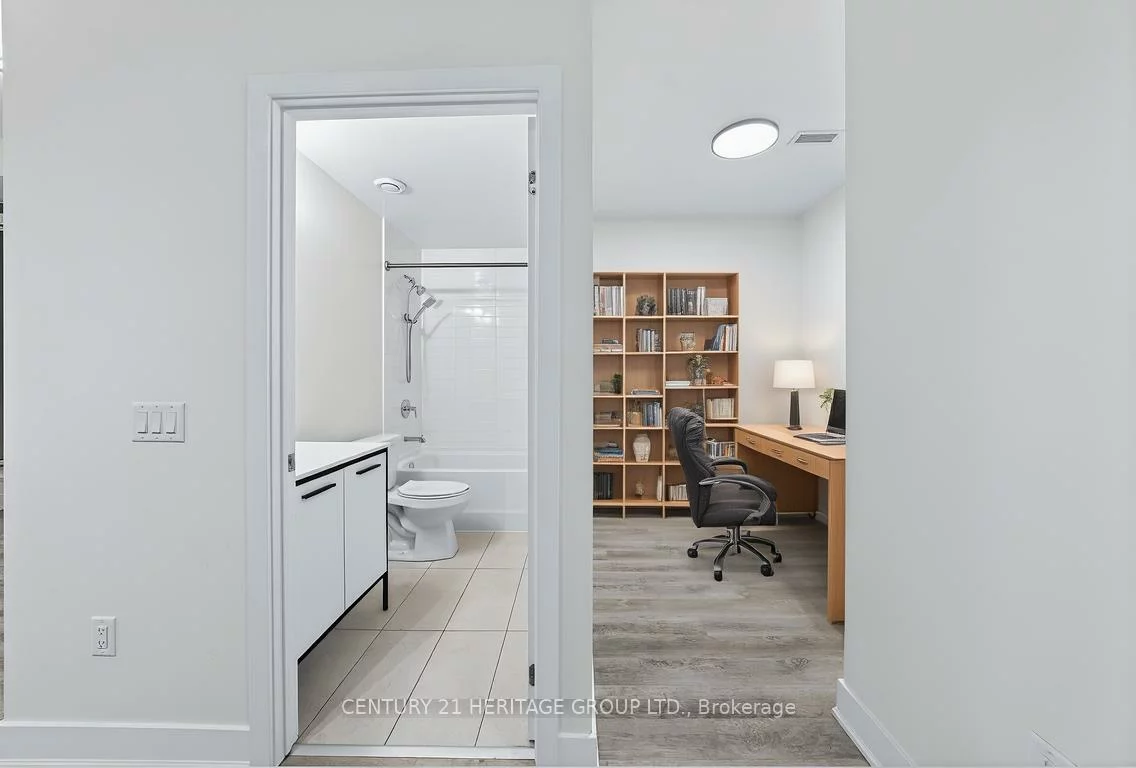 185, Deerfield, Central Newmarket, Newmarket