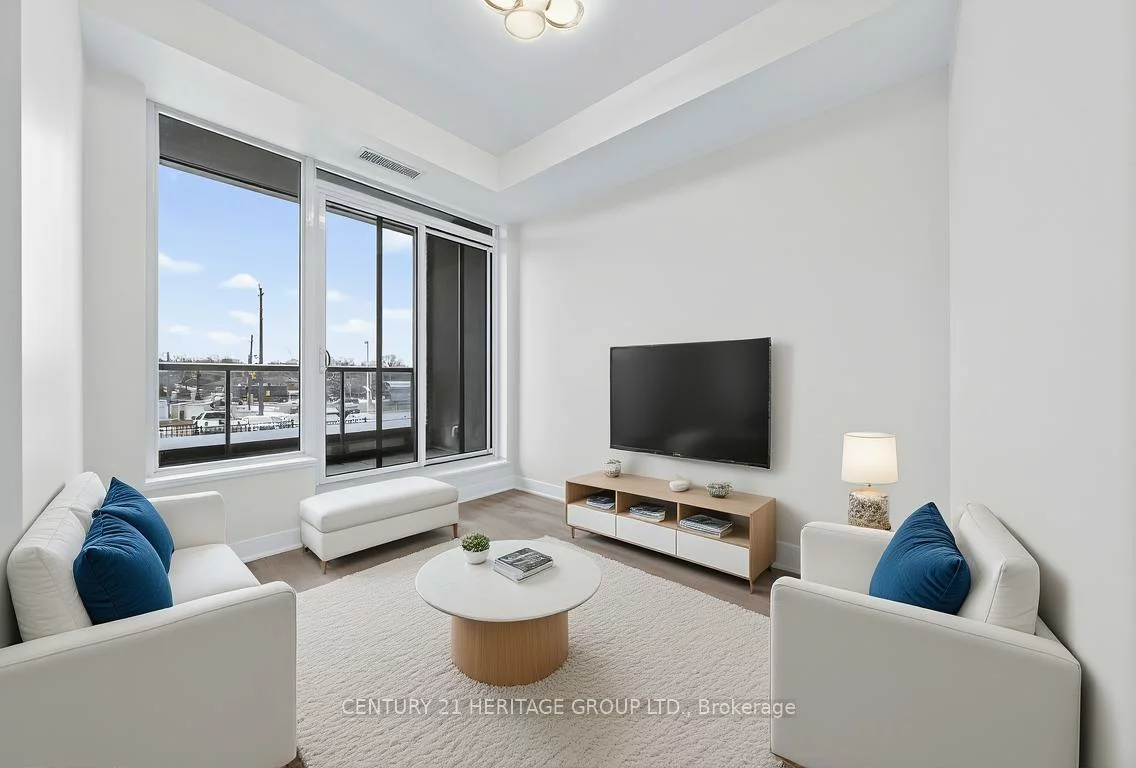 185, Deerfield, Central Newmarket, Newmarket