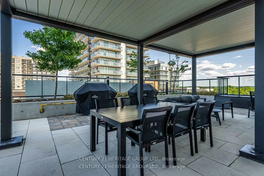 185, Deerfield, Central Newmarket, Newmarket