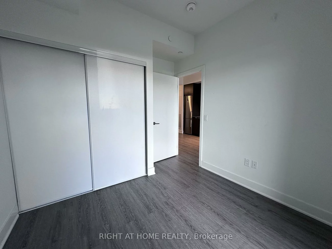 185, Deerfield, Central Newmarket, Newmarket