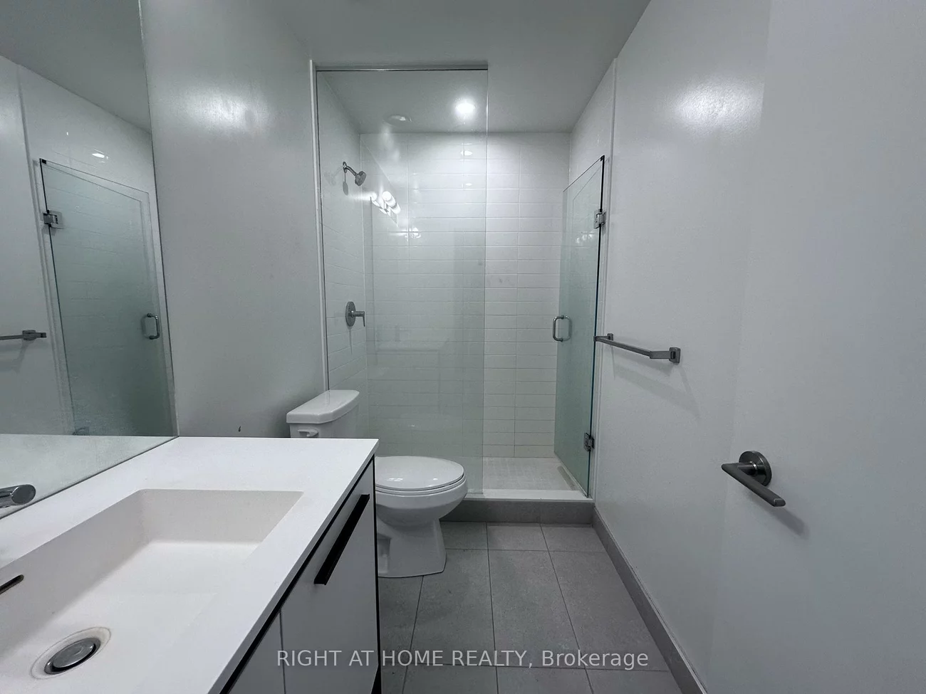 185, Deerfield, Central Newmarket, Newmarket