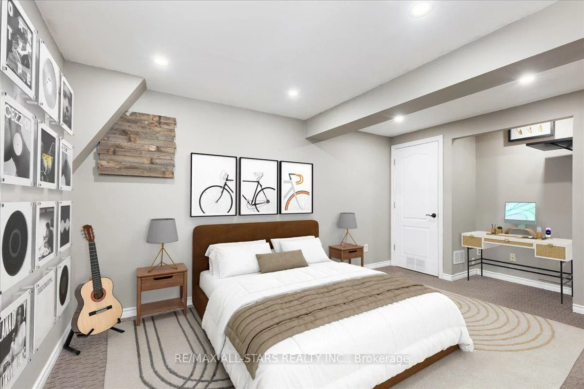 115, Main, Central Newmarket, Newmarket