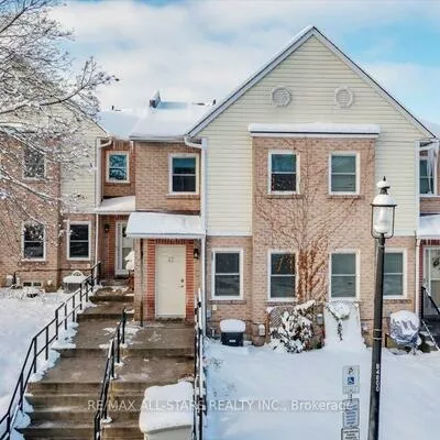 115, Main, Central Newmarket, Newmarket