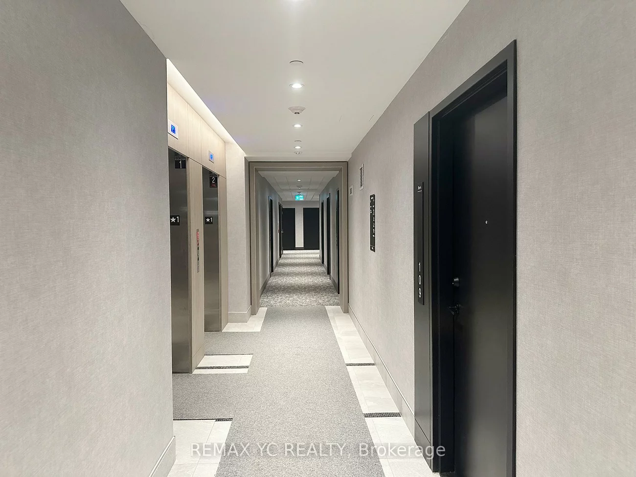 185, Deerfield, Central Newmarket, Newmarket