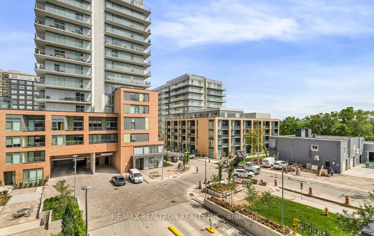 185, Deerfield, Central Newmarket, Newmarket