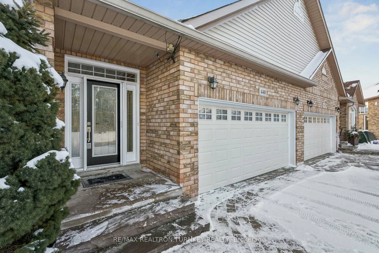 440, Morley Cook, Stonehaven-Wyndham, Newmarket