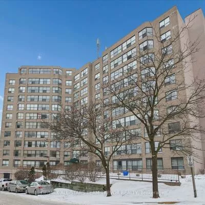 250, Davis, Central Newmarket, Newmarket