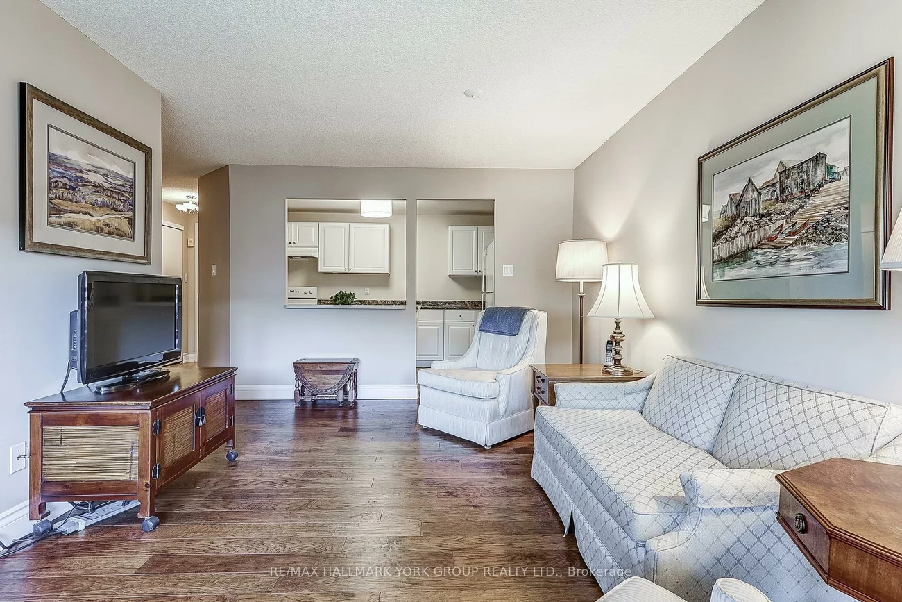 155, Main, Bristol-London, Newmarket