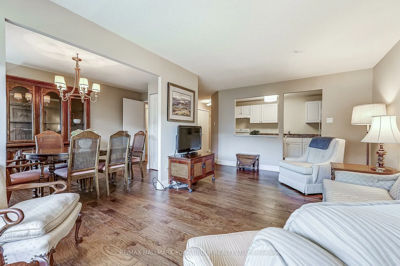 155, Main, Bristol-London, Newmarket