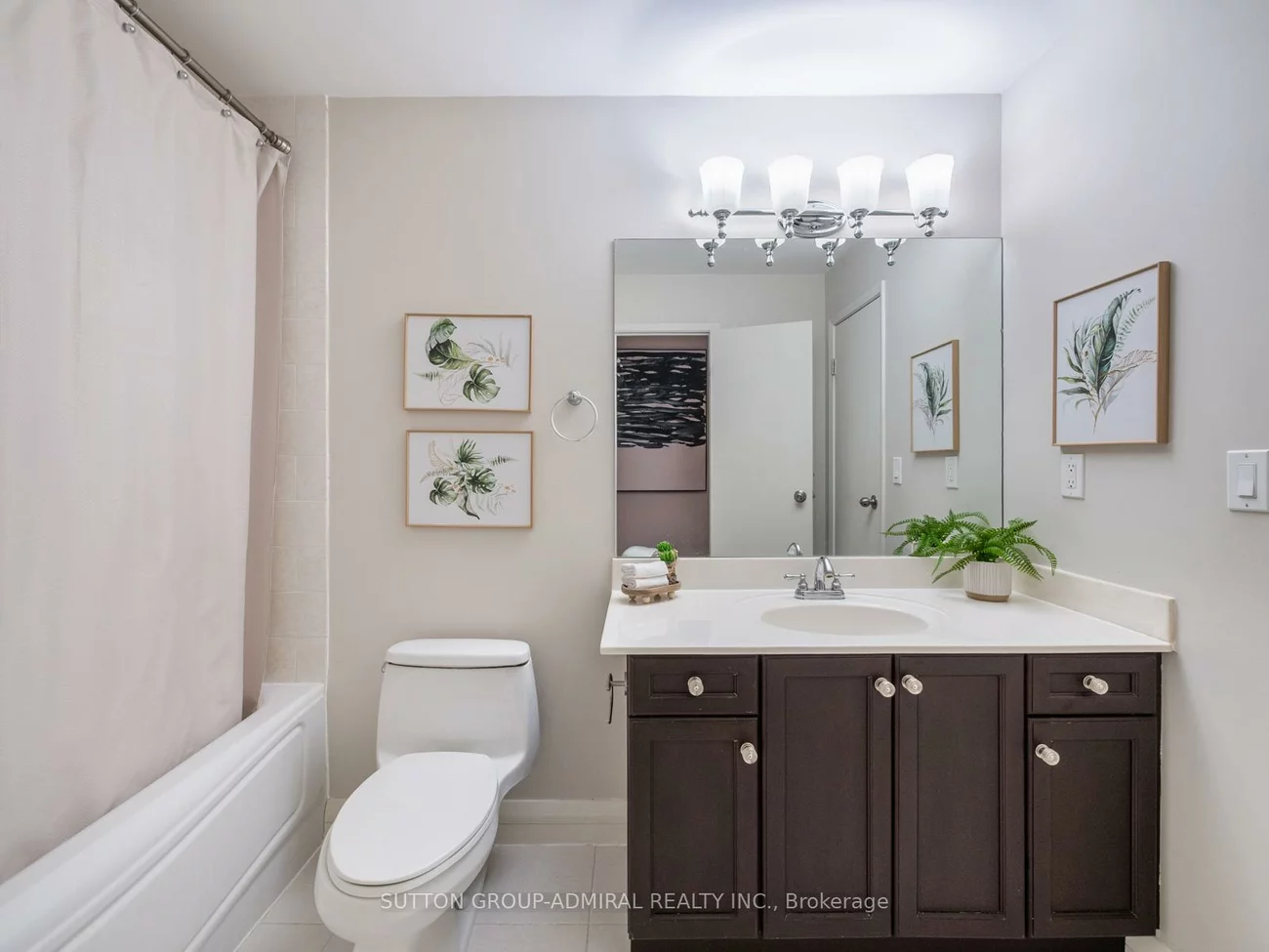 543, Timothy, Central Newmarket, Newmarket